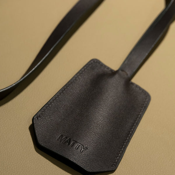 The Keyring: Leather - Mandarin - Long strap